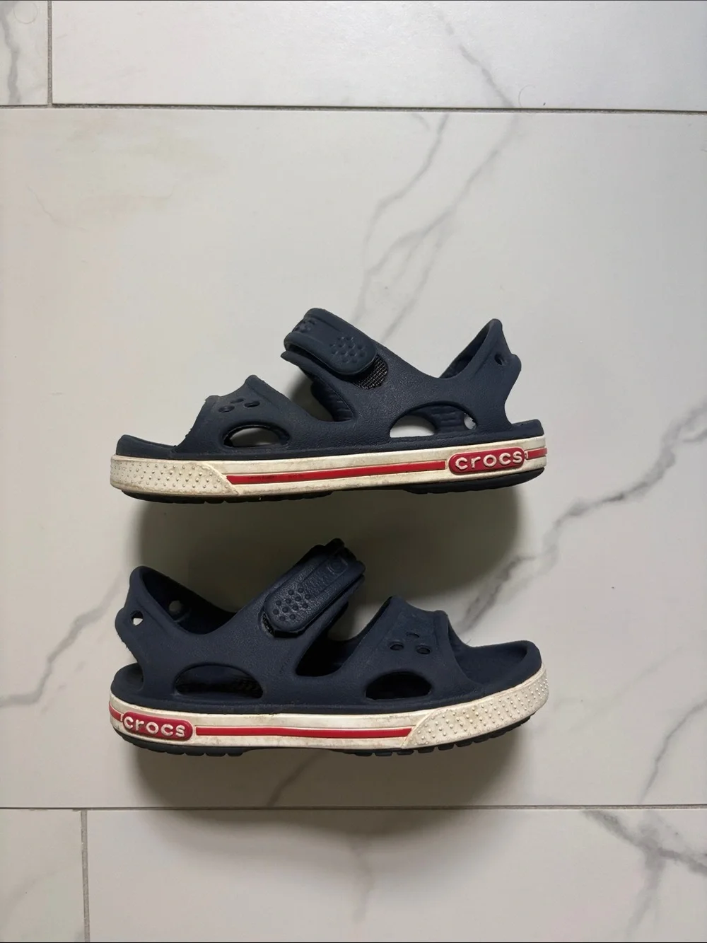 CROCS Kids Navy Blue Sandal-Style Clogs with Red & White Sole Stripes